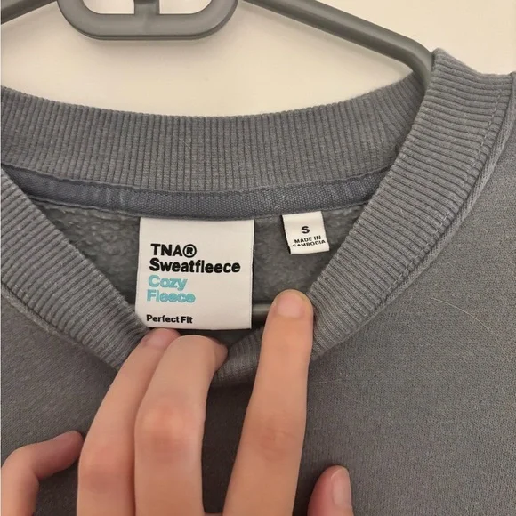 TNA Gray Sweatfleece Cozy Fleece Crewneck - Picture 2 of 4